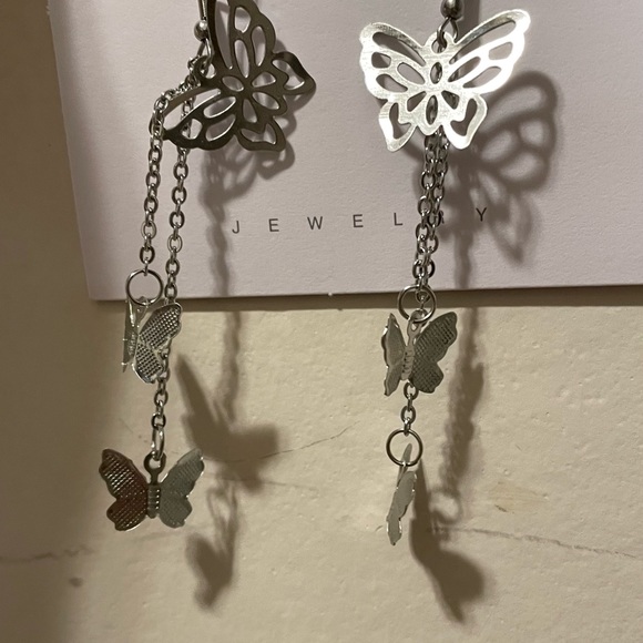 Butterfly earrings - Picture 2 of 3